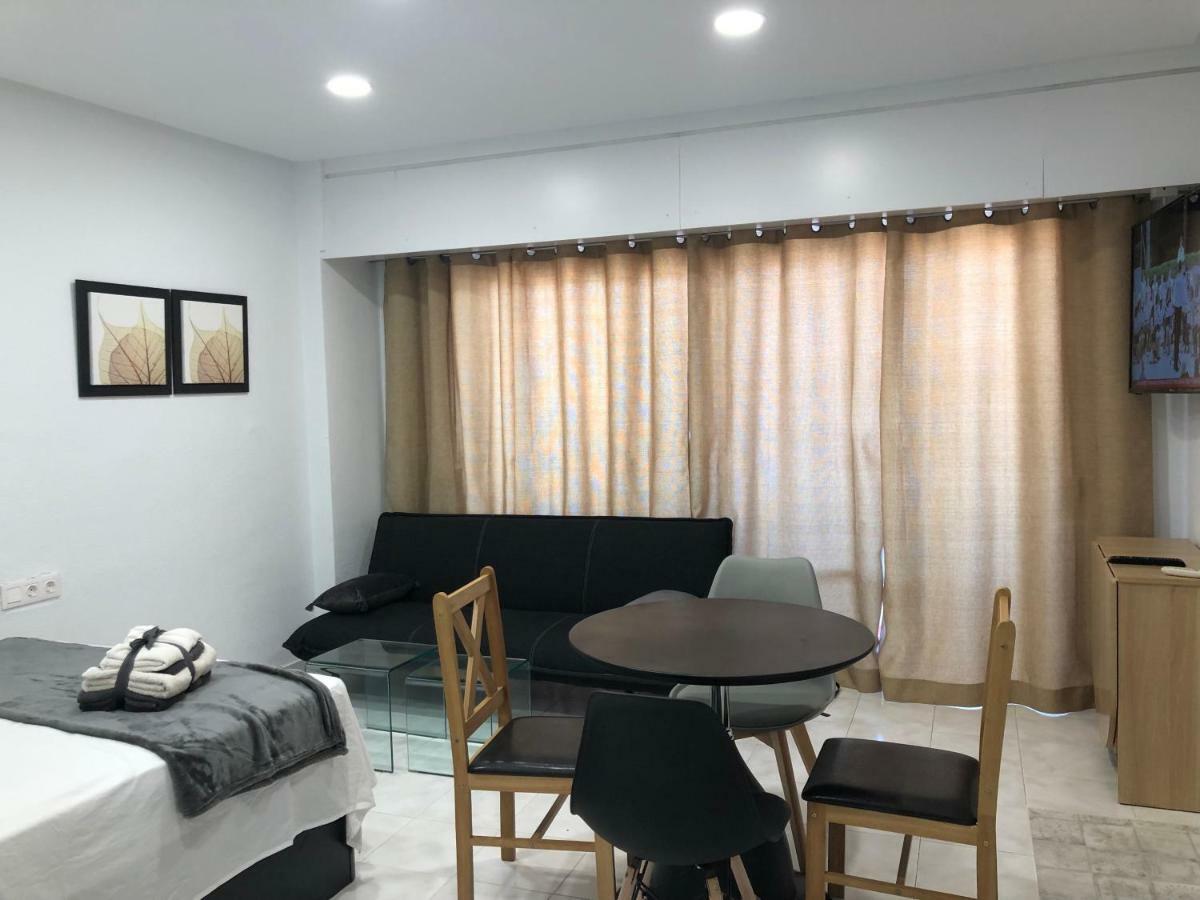 Apartamento City & Beach لقنت المظهر الخارجي الصورة